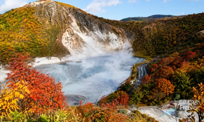 Noboribetsu Hell Valley & Lake Toya Onsen